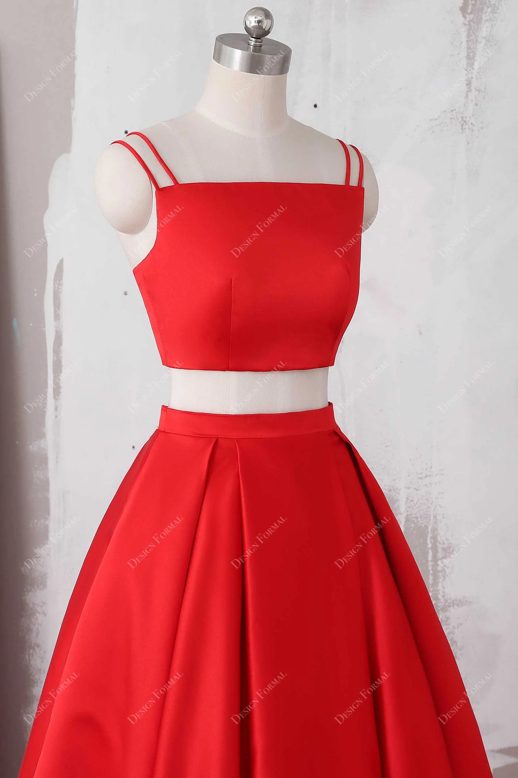 Red Satin Two-piece Spaghetti Strap Prom Homecoming Dress