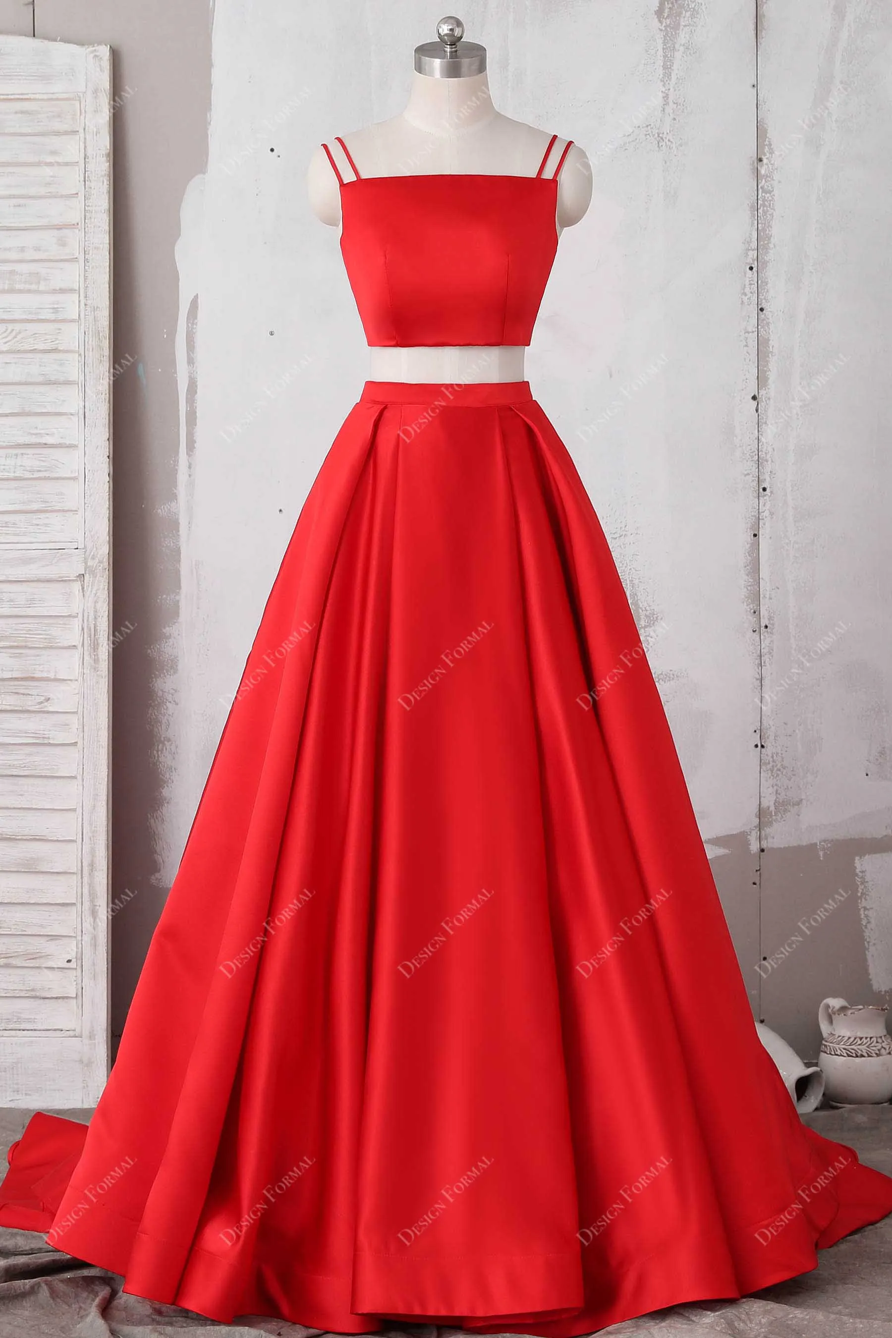 Red Satin Two-piece Spaghetti Strap Prom Homecoming Dress