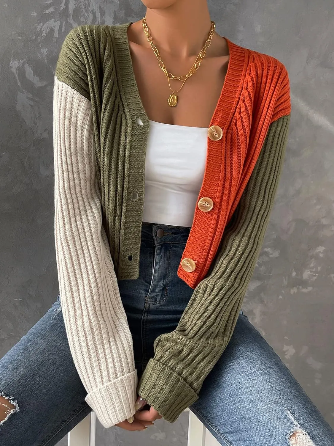 WDIRARA Women's Long Sleeve Button Front V Neck Casual Crop Cardigan Sweater