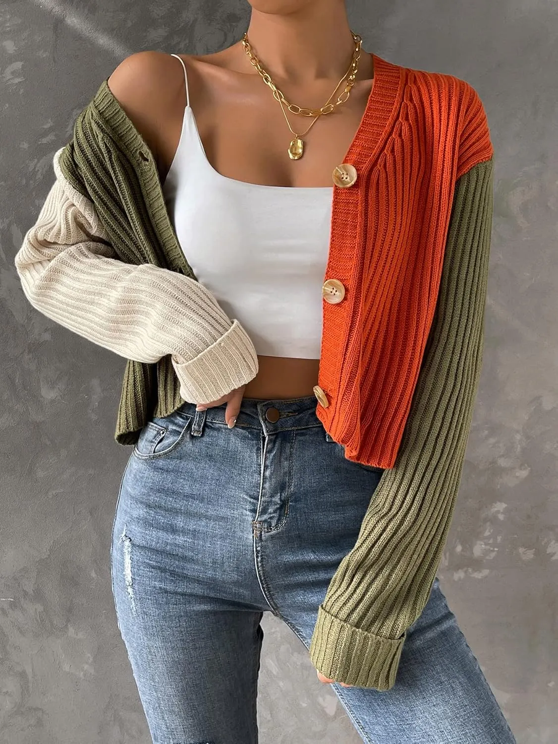 WDIRARA Women's Long Sleeve Button Front V Neck Casual Crop Cardigan Sweater