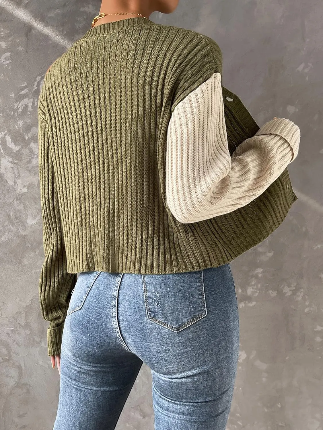 WDIRARA Women's Long Sleeve Button Front V Neck Casual Crop Cardigan Sweater